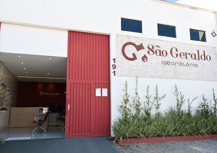 4 – SÃO GERALDO LABORATÓRIO (FILIAL) – HORTÊNCIAS
